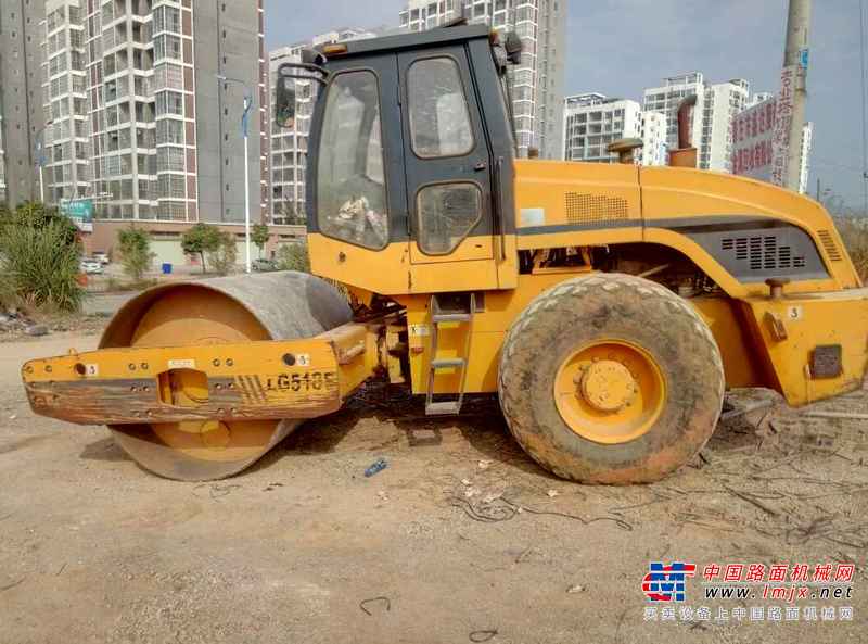 广西出售转让二手5000小时2008年龙工LG518B单钢轮压路机