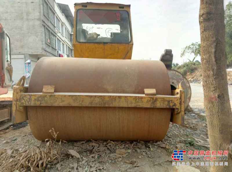 广西出售转让二手2000小时2005年洛建ZY18单钢轮压路机