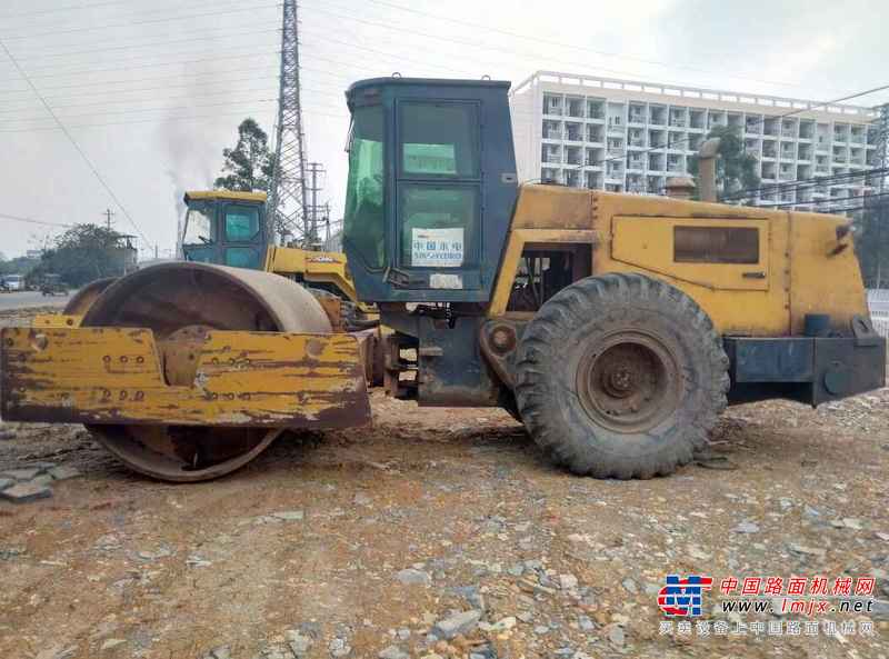 广西出售转让二手5000小时2005年洛建YZ20C单钢轮压路机