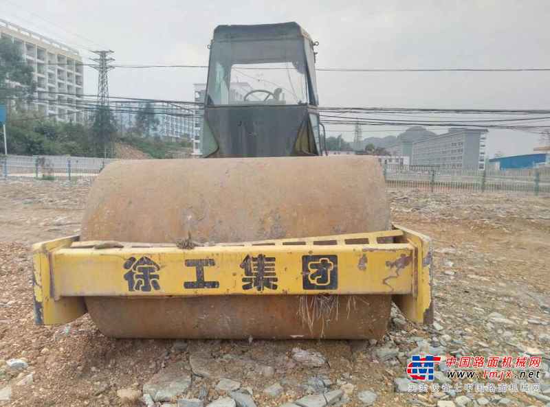 广西出售转让二手2000小时2005年徐工YZ18JC单钢轮压路机