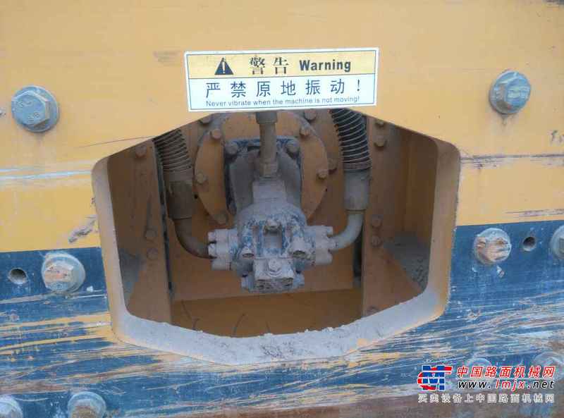 陕西出售转让二手4500小时2010年龙工LG522A单钢轮压路机