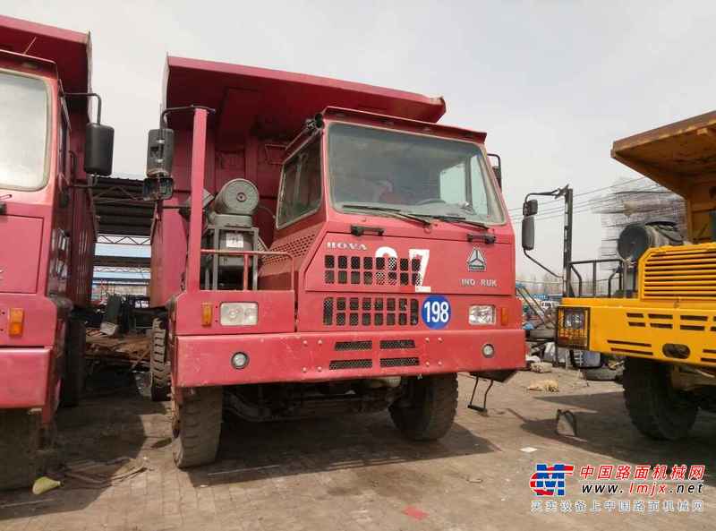 宁夏出售转让二手2011年中国重汽豪泺ZZ3257N3648B自卸车
