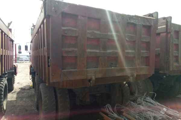 宁夏出售转让二手2011年中国重汽豪泺ZZ3257N3648B自卸车