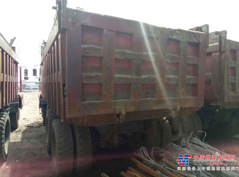 宁夏出售转让二手2011年中国重汽豪泺ZZ3257N3648B自卸车