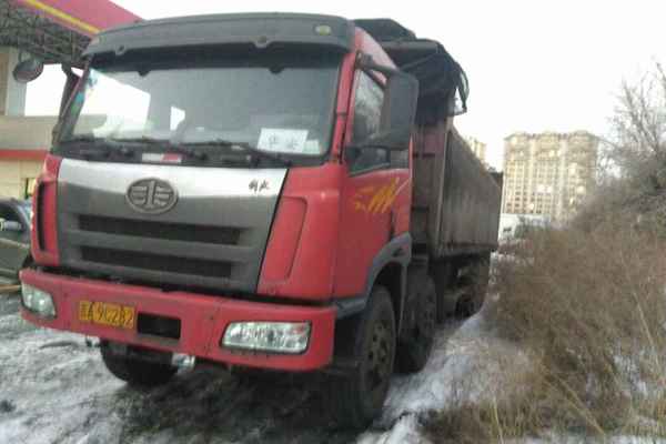 吉林出售转让二手2010年解放奥威CA3250P66K24L1T1E自卸车