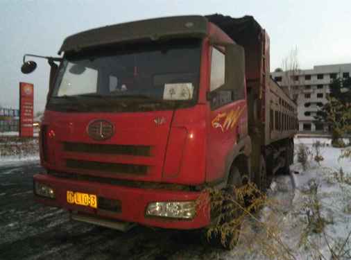 吉林出售转让二手2012年中国重汽豪沃ZZ3257N5247自卸车