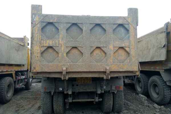 山西出售转让二手2013年红岩CQ3254SMG384自卸车