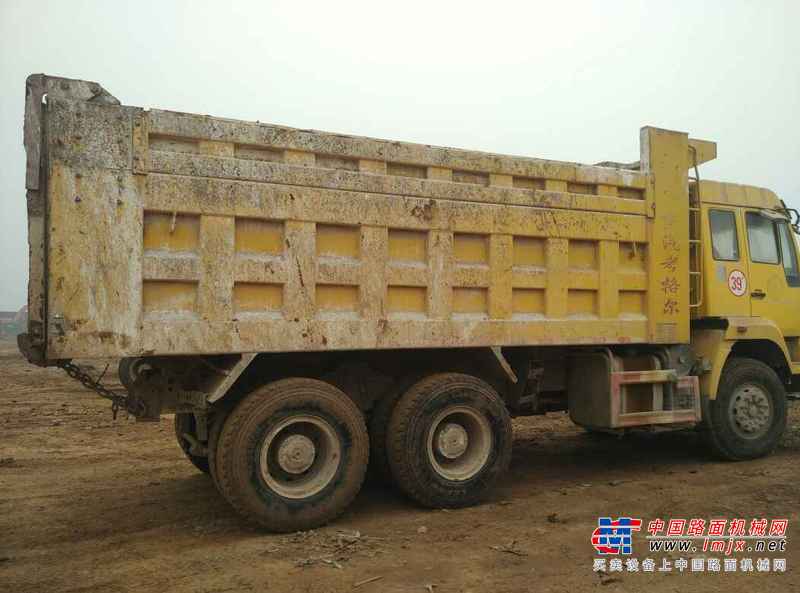 陕西出售转让二手2010年中国重汽斯太尔ZZ3251M3642W自卸车
