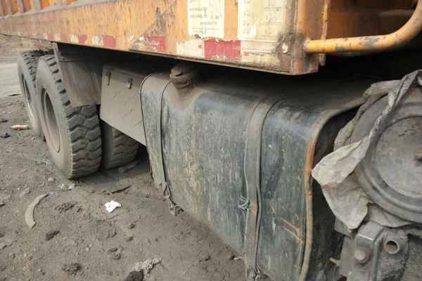 山西出售转让二手2012年陕汽奥龙SX3255UN384自卸车