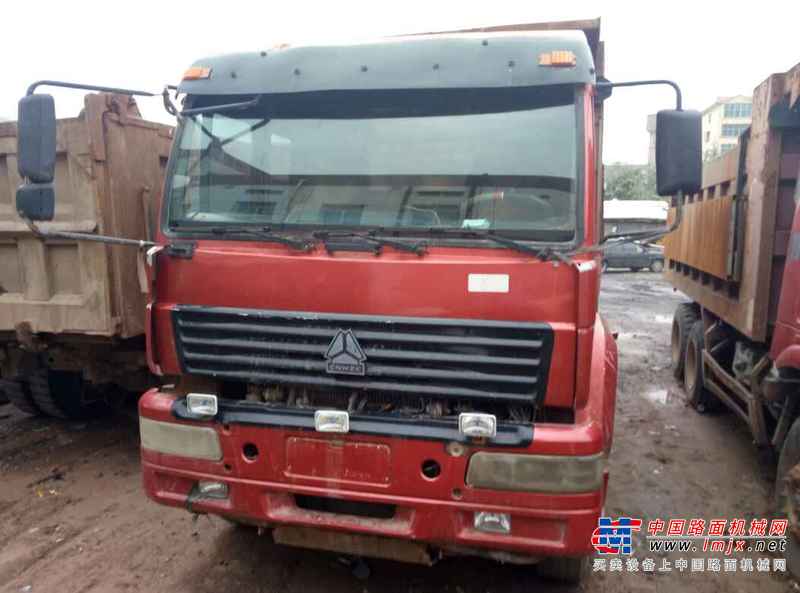 山西出售转让二手2012年中国重汽豪沃ZZ3257M2941自卸车