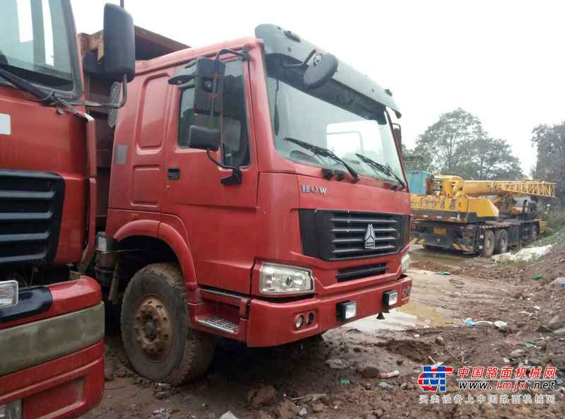 山西出售转让二手2012年中国重汽豪沃ZZ3257M2941自卸车