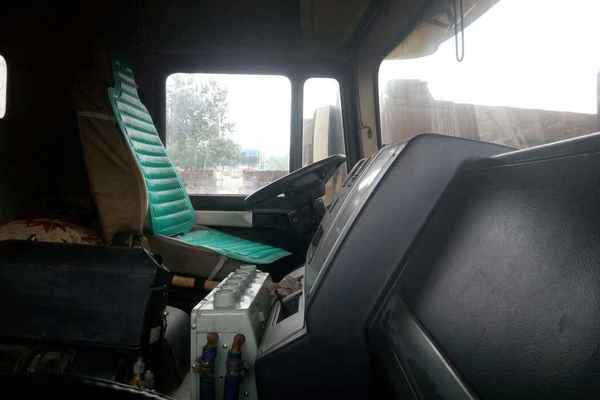 山西出售转让二手2012年陕汽德龙SX3255BR384自卸车