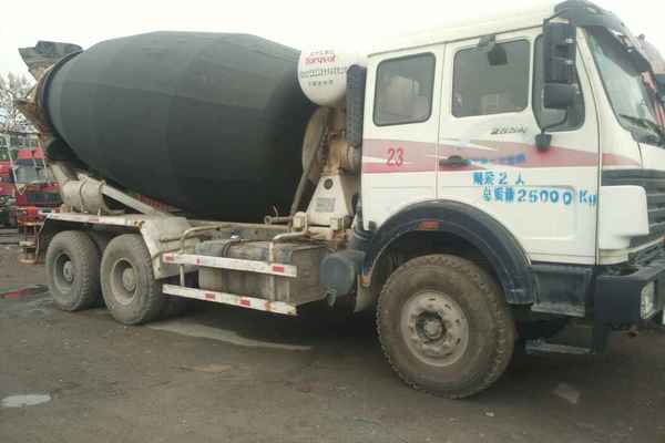 陕西出售转让二手2011年北奔NG52504GJBZ搅拌运输车
