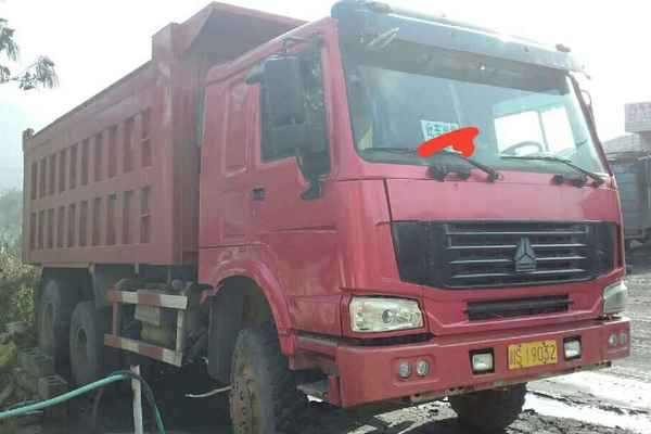 贵州出售转让二手2011年中国重汽豪泺ZZ3317N3568W自卸车