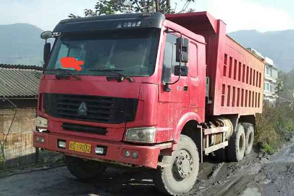贵州出售转让二手2011年中国重汽豪泺ZZ3317N3568W自卸车