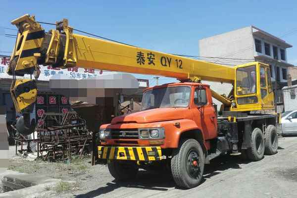 山西出售转让二手6000小时2003年东岳重工QY12E汽车起重机