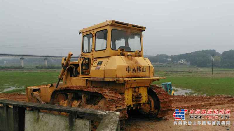 湖南出售转让二手5000小时2009年移山T160E推土机
