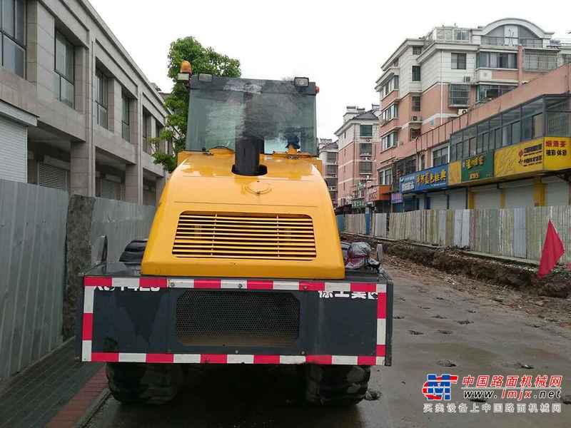 江苏出售转让二手6000小时2007年徐工XS162J单钢轮压路机