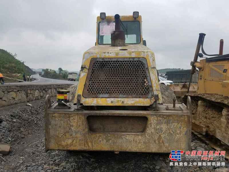 贵州出售转让二手6200小时2010年山推SR20M单钢轮压路机