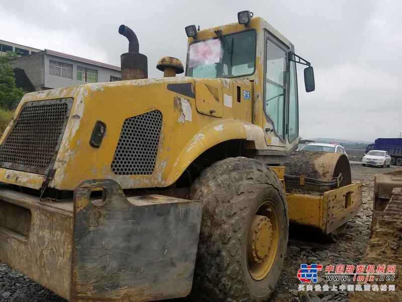 贵州出售转让二手6200小时2010年山推SR20M单钢轮压路机
