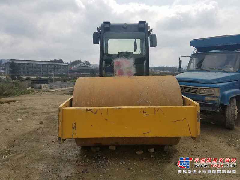 贵州出售转让二手8000小时2005年洛阳路通LT180B单钢轮压路机