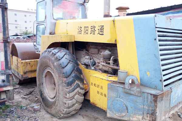 广东出售转让二手9000小时2008年洛阳路通YZ20F单钢轮压路机