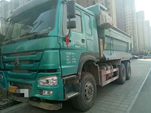 山东出售转让二手2015年中国重汽豪沃ZZ3257M2941自卸车