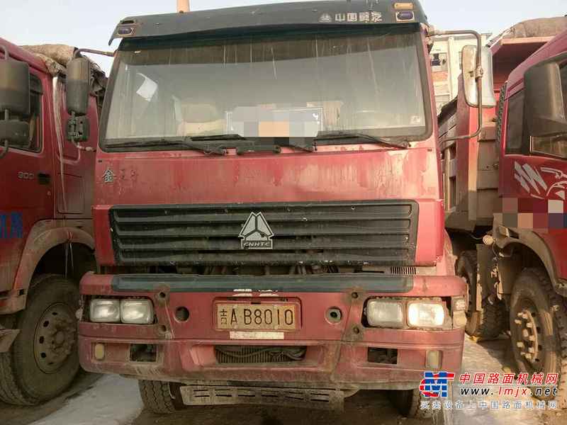 吉林出售转让二手2012年中国重汽豪沃ZZ3257N3847D1自卸车