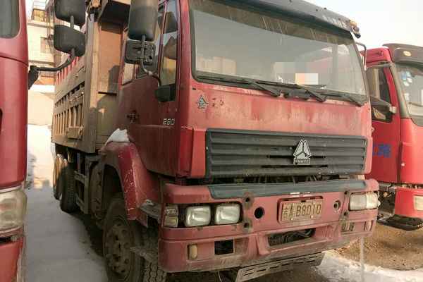 吉林出售转让二手2012年中国重汽豪沃ZZ3257N3847D1自卸车