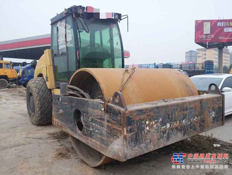 山西出售转让二手6000小时2006年洛阳路通LT220B单钢轮压路机