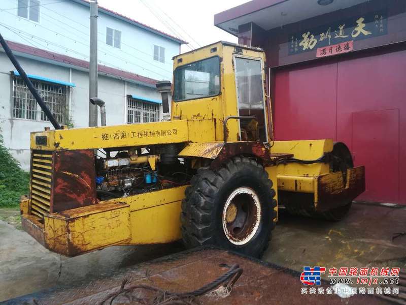 陕西出售转让二手20000小时2005年洛建ZY18单钢轮压路机