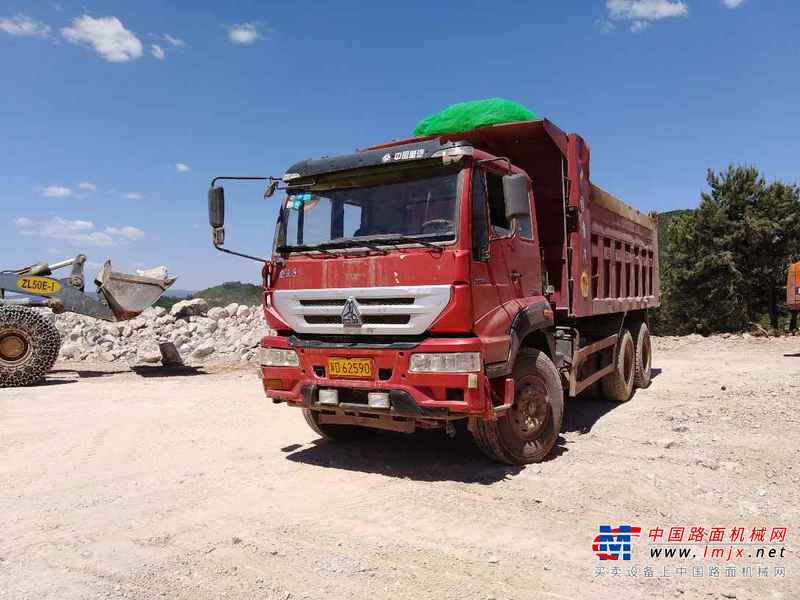 山西出售转让二手2013年中国重汽金王子ZZ3251N4041D1自卸车