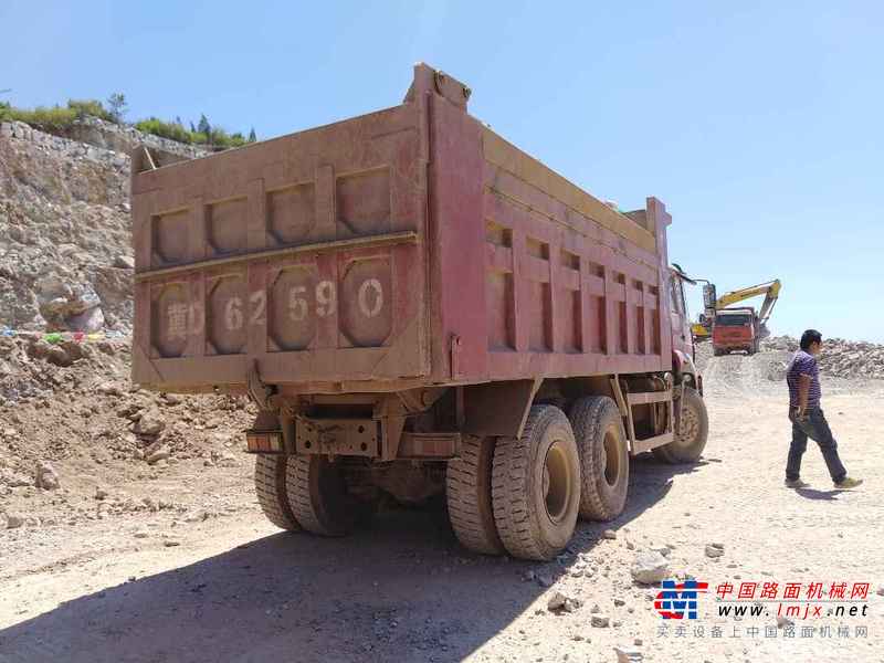 山西出售转让二手2013年中国重汽金王子ZZ3251N4041D1自卸车