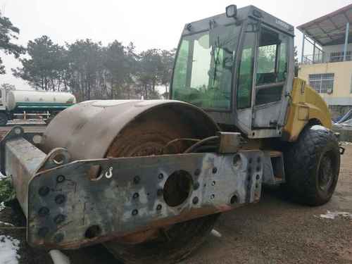 河南出售转让二手2000小时2008年洛建LSS220单钢轮压路机