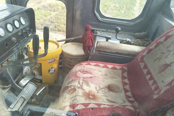 山西出售转让二手4000小时2013年山东推土机TY220推土机