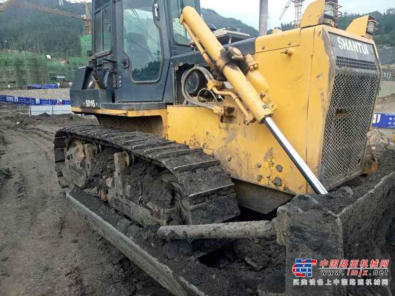 贵州出售转让二手3440小时2013年山推SD16推土机