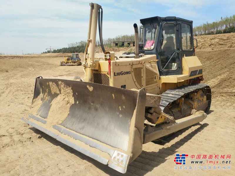 河北出售转让二手4720小时2010年柳工CLGB160推土机