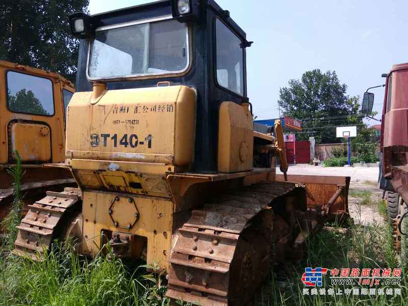陕西出售转让二手3500小时2009年宣工T140推土机