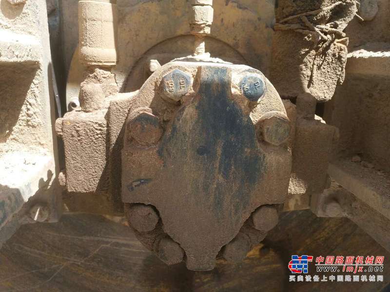 云南出售转让二手4231小时2005年洛建LSS218A单钢轮压路机
