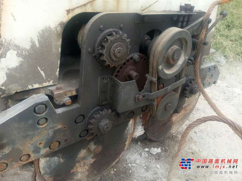 山西出售转让二手5000小时2009年洛建YZC6B双钢轮压路机