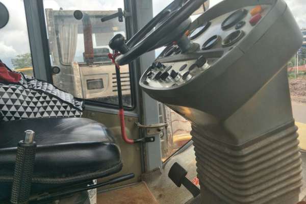 云南出售转让二手2408小时2010年徐工XS262J单钢轮压路机