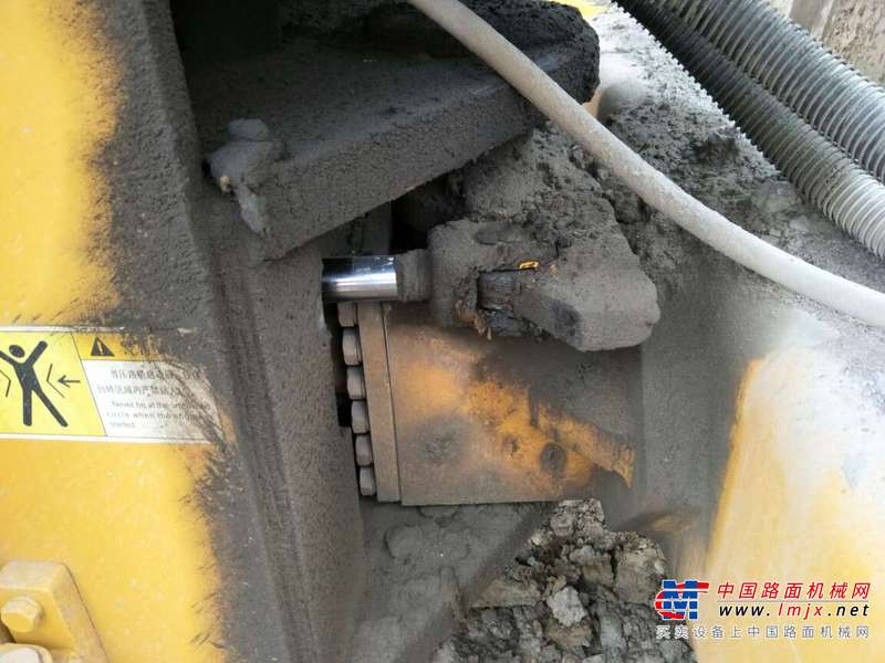 山西出售转让二手4000小时2009年龙工LG520D单钢轮压路机