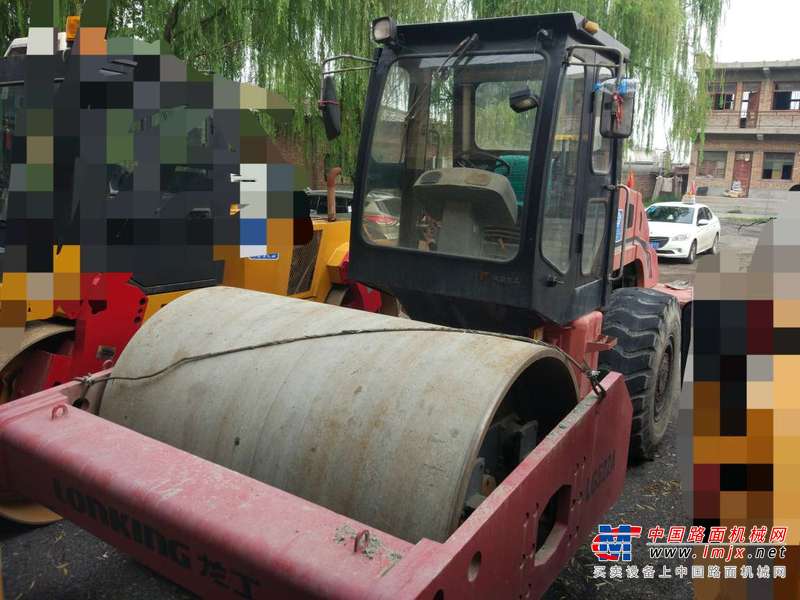 陕西出售转让二手4560小时2011年龙工LG520A单钢轮压路机