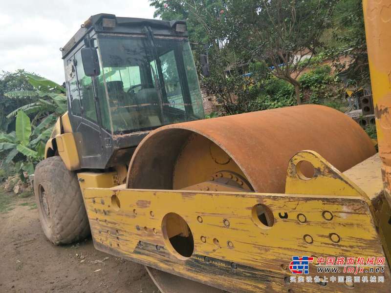 云南出售转让二手2180小时2013年洛阳路通LT322B单钢轮压路机