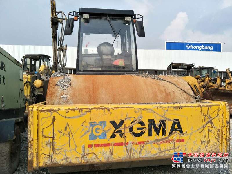 贵州出售转让二手2300小时2015年厦工XG622MH单钢轮压路机