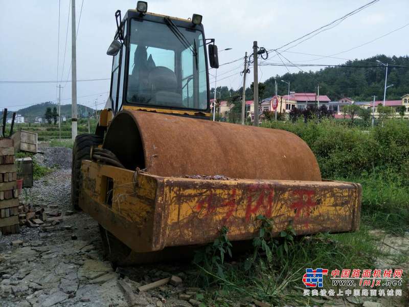 贵州出售转让二手6300小时2010年山推SR20M单钢轮压路机