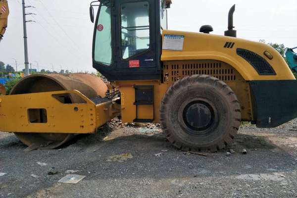 贵州出售转让二手1100小时2015年山推SR20M单钢轮压路机