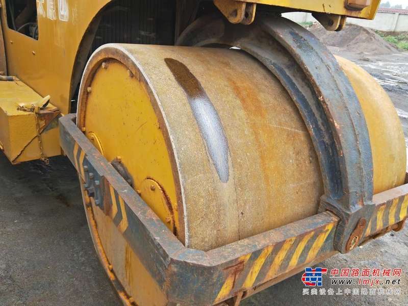 山西出售转让二手2000小时2005年徐工3Y18三轮压路机