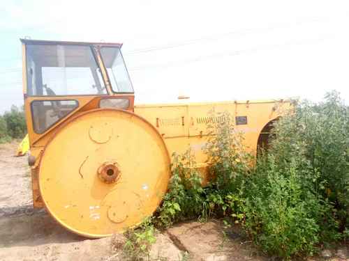 黑龙江出售转让二手4500小时2009年洛建3Y18X21三轮压路机