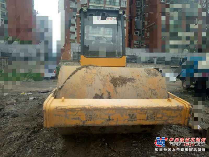 贵州出售转让二手4000小时2015年徐工XS223J单钢轮压路机